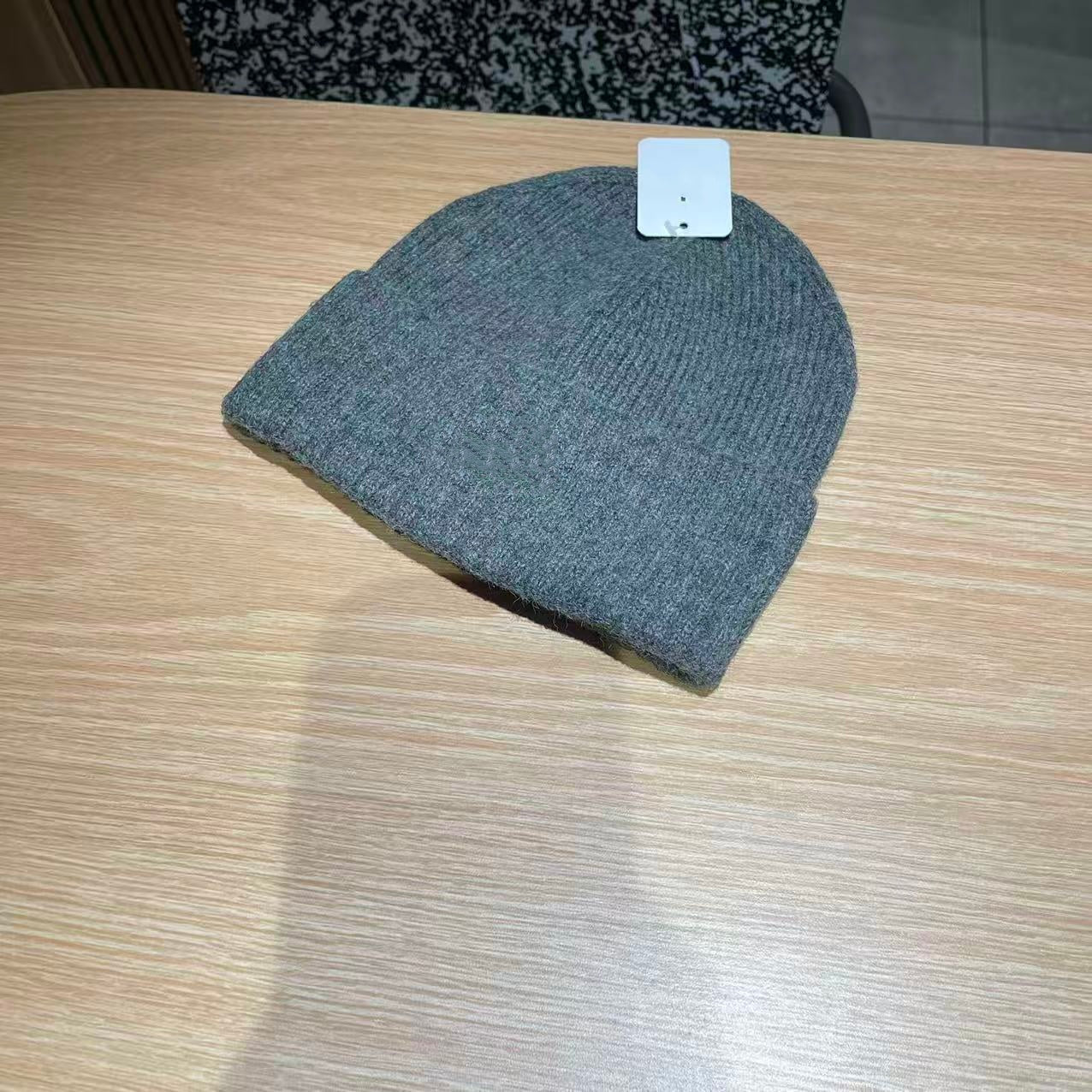 1516# A Unisex Knitted Hat