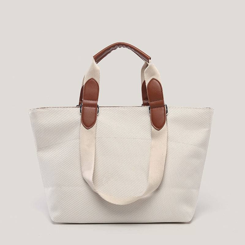 1731# A Women Hand Bag