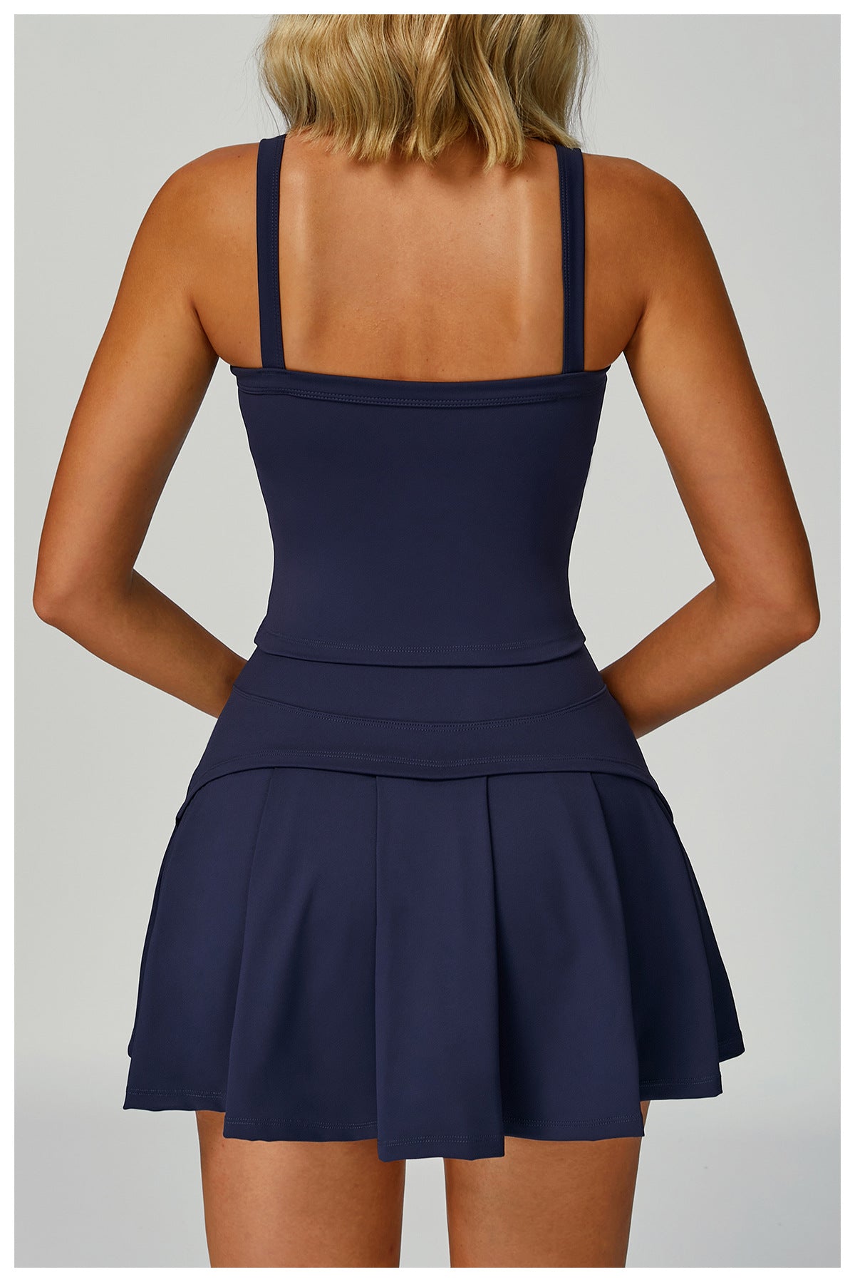 1142# A Women Vest or Skirts