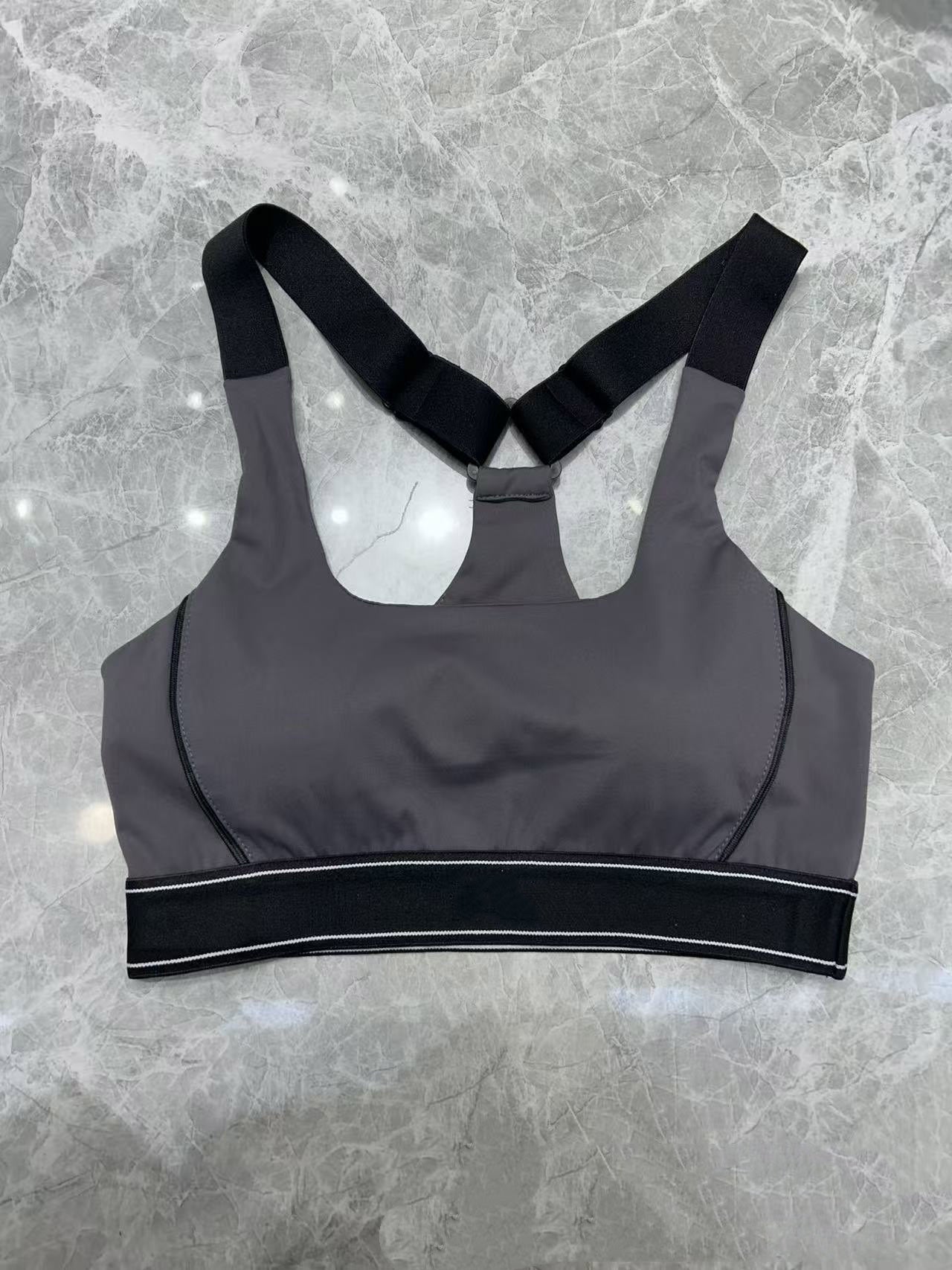 2244# A Women Yoga Bra Or Shorts Pants