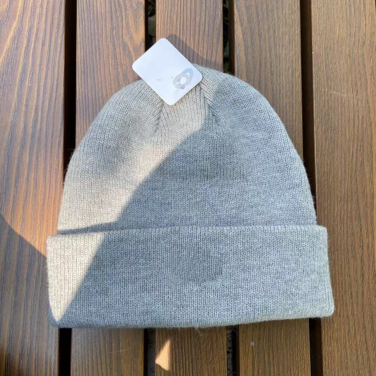 1543# A Unisex Knitted Hat