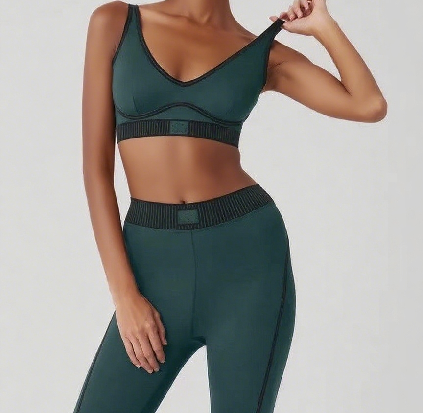 556# A Women Yoga Bra Pants Set