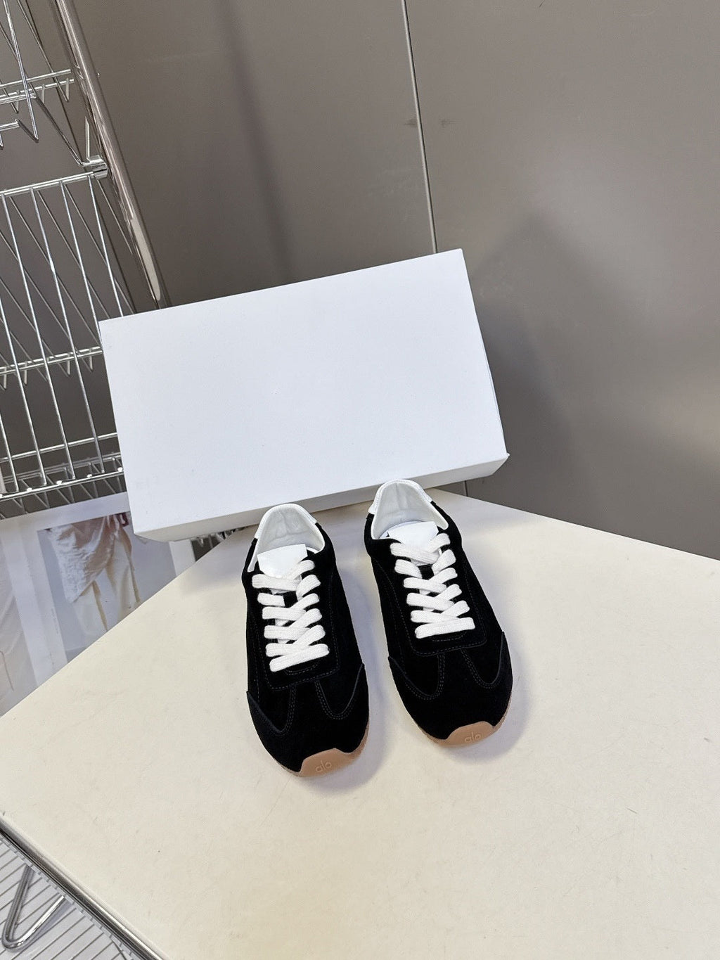 1418# A Unisex Shoes