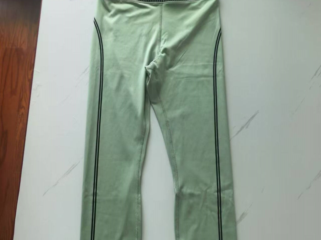 556# A Women Yoga Bra Pants Set