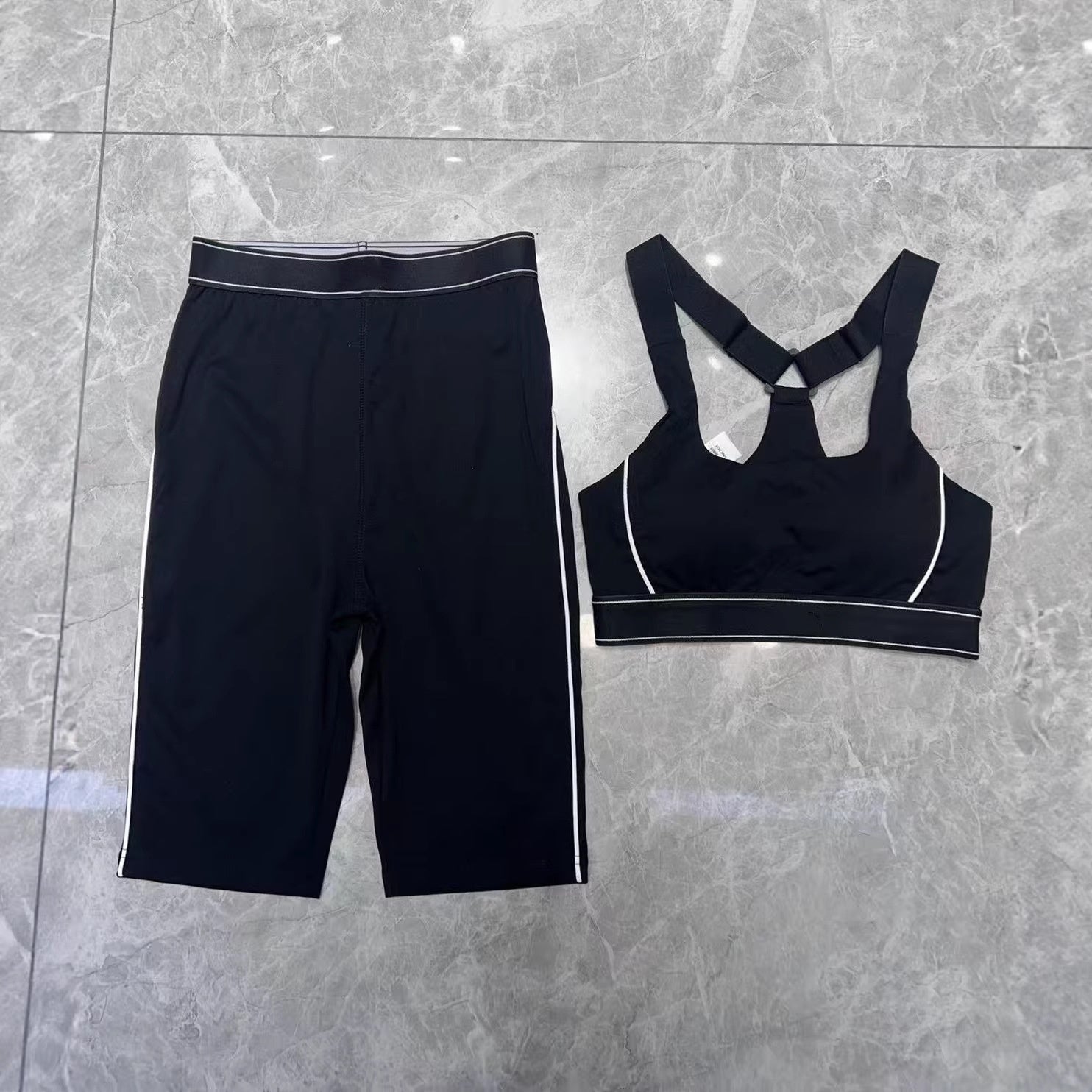 2244# A Women Yoga Bra Or Shorts Pants