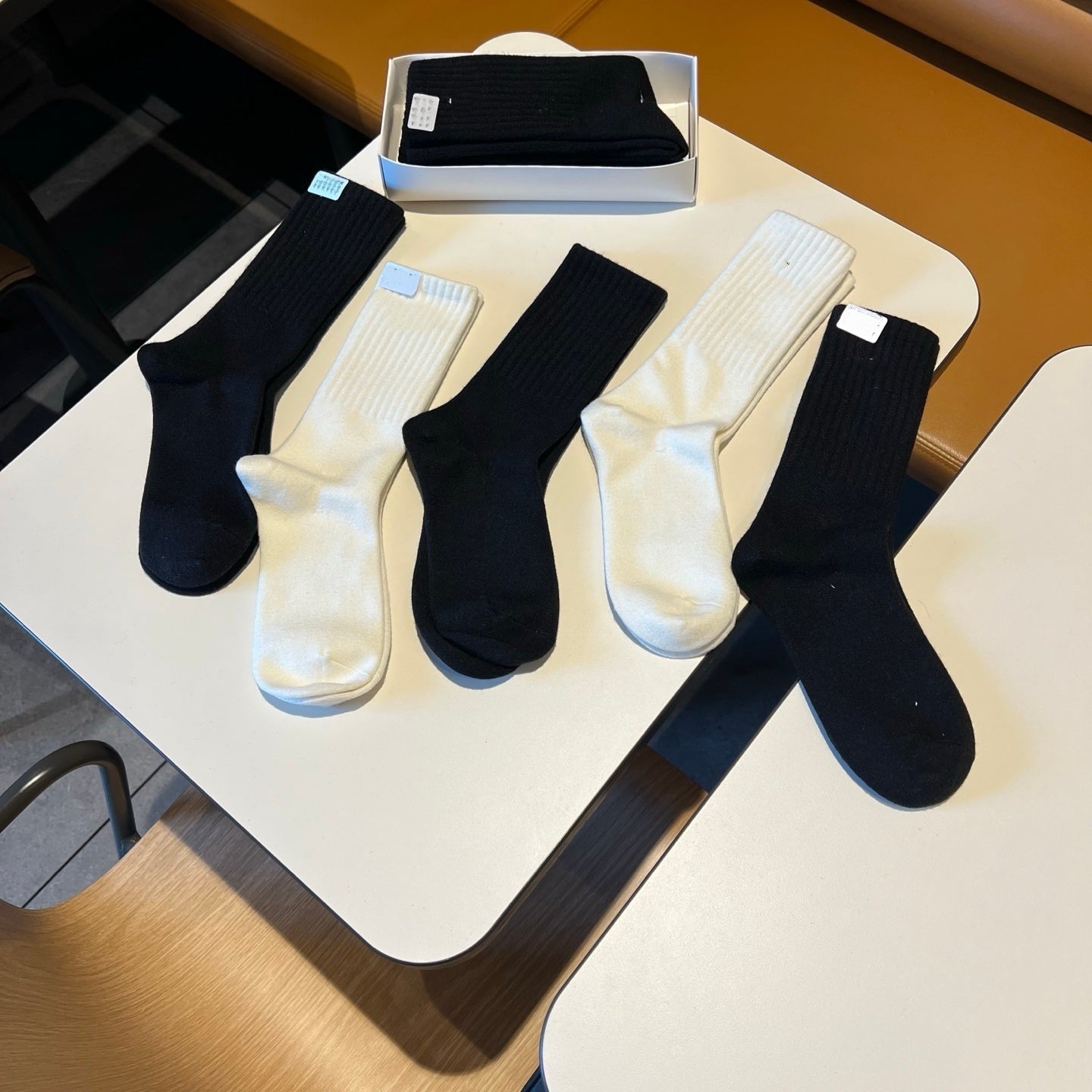 1531# XY A Unisex Socks 5Pairs/lot