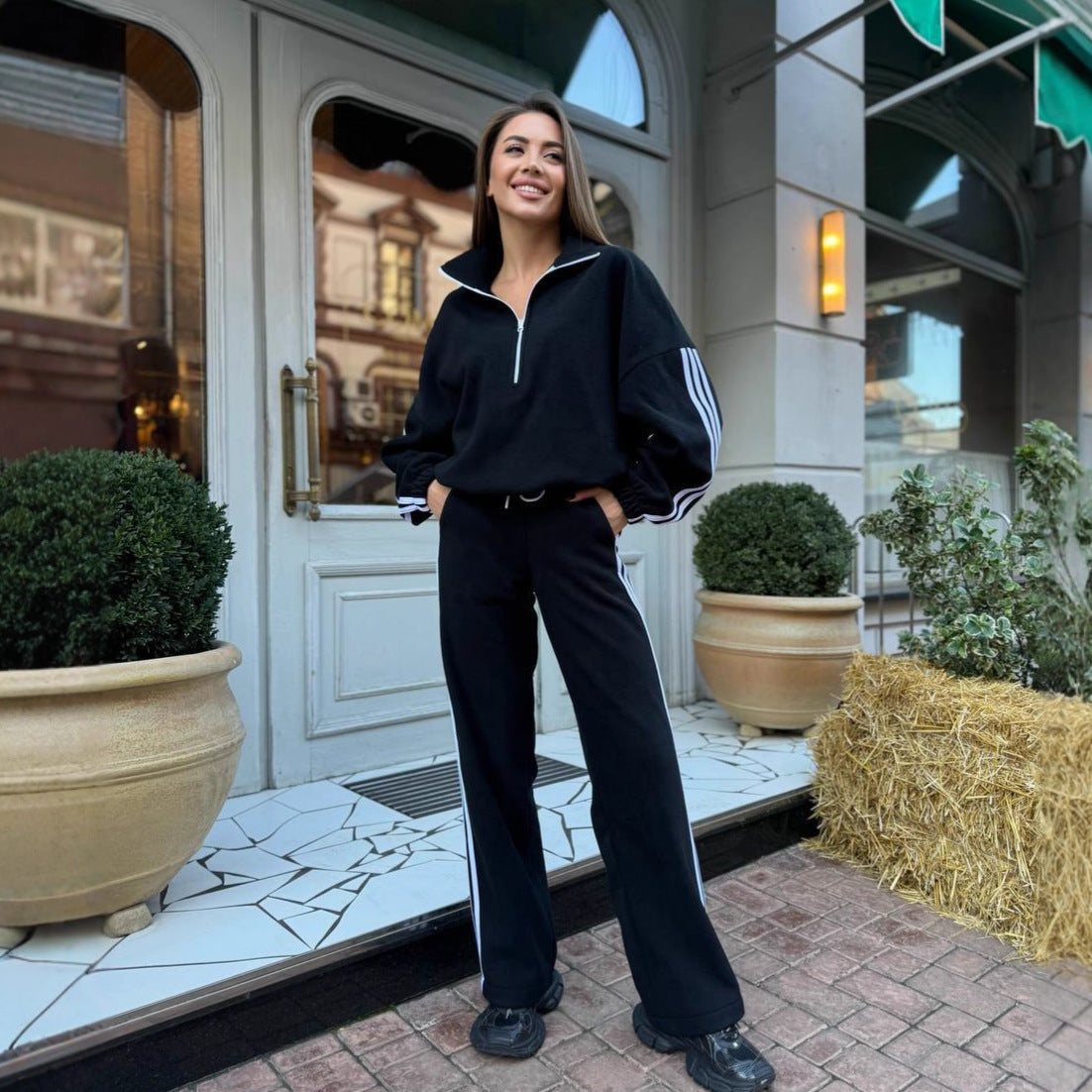 1359 #A Hoodie and Pants Set