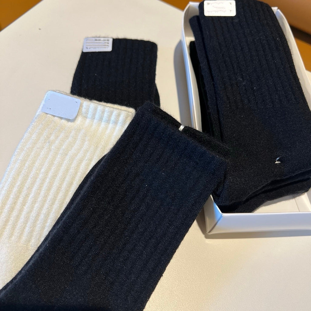 1531# XY A Unisex Socks 5Pairs/lot