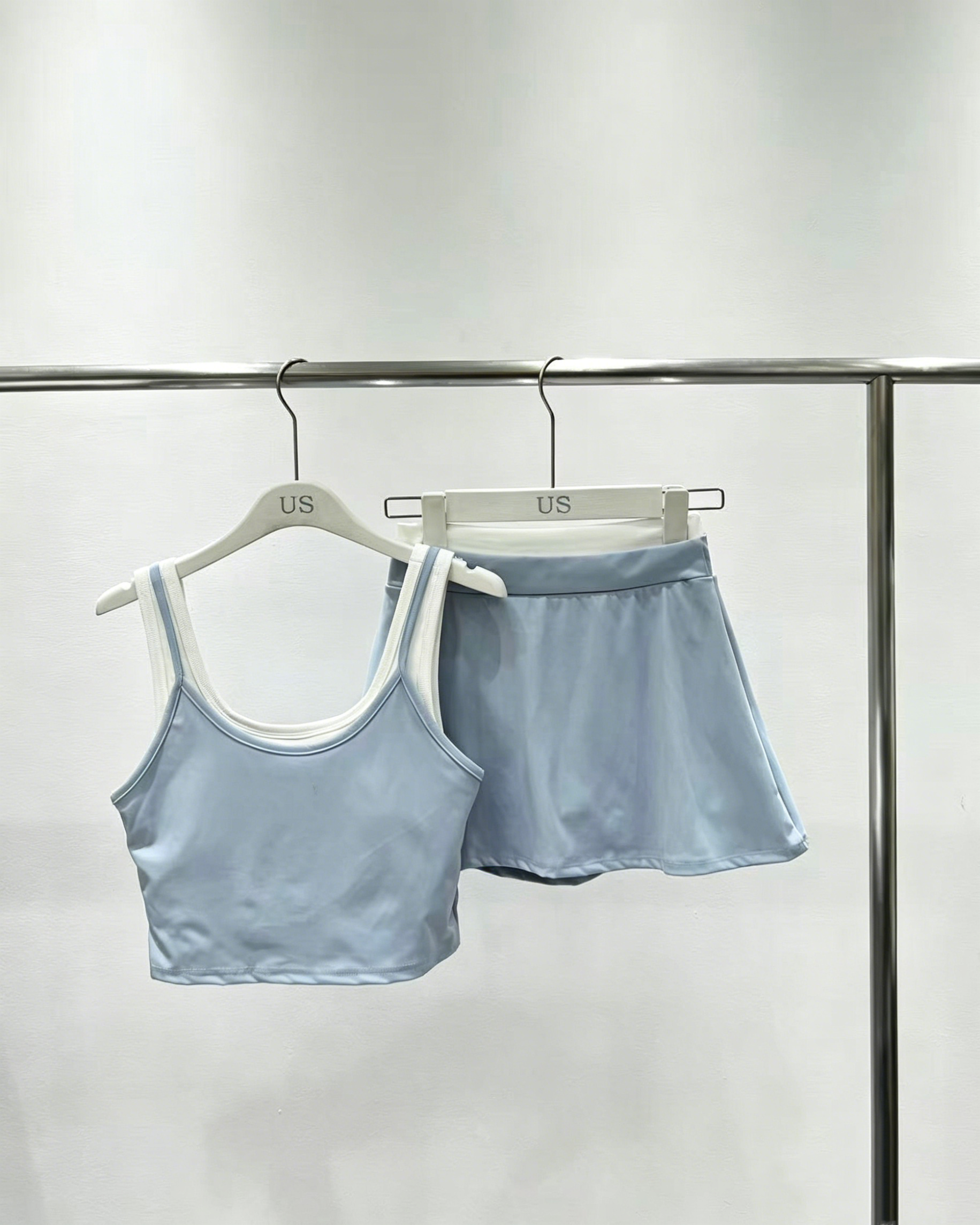 2400# A Women Yoga Set