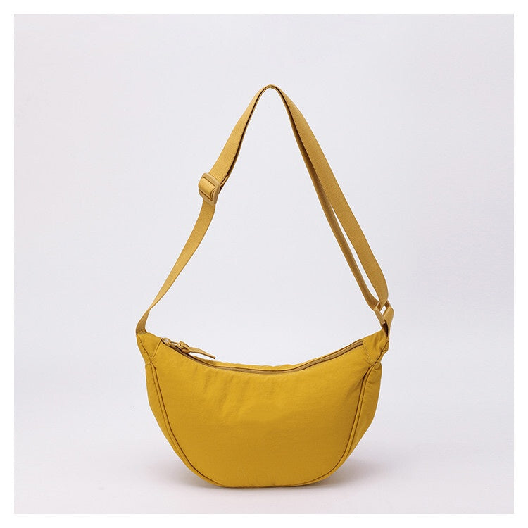 2213# A Large Capactiy Tote Bag