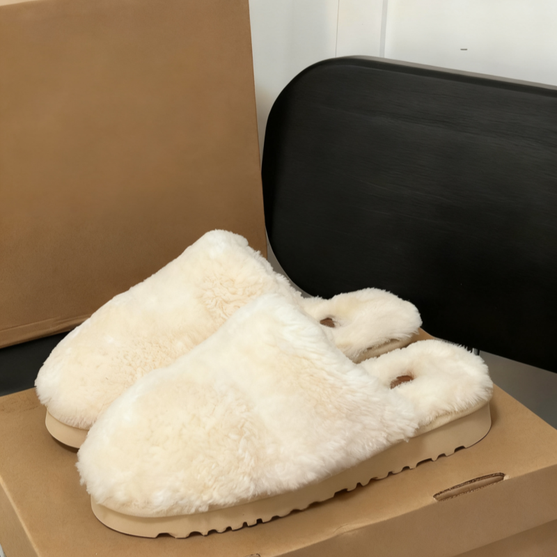 E6637# Lamb Wool Slipper