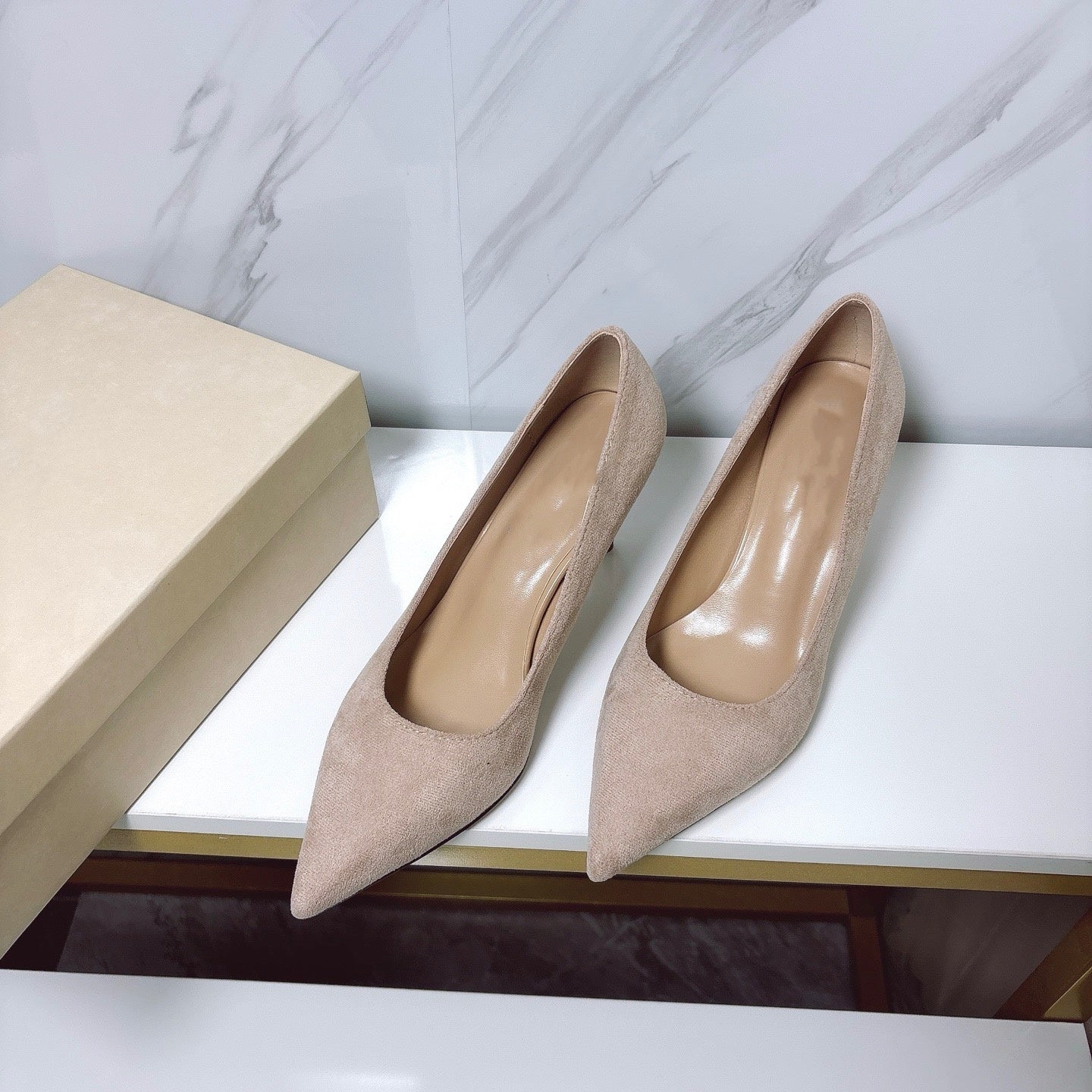 E5297#Women 8CM Pumps