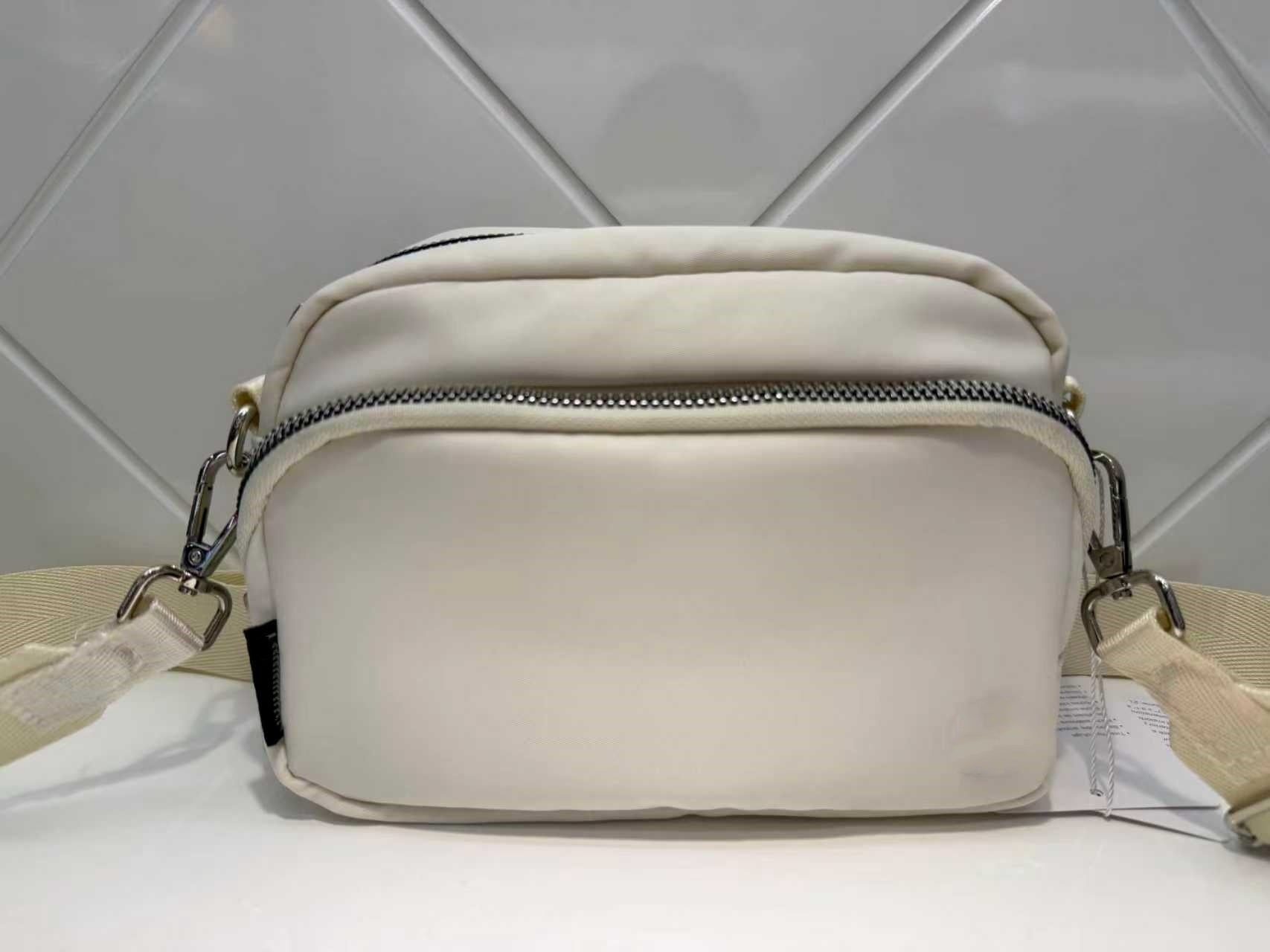 L5647#  Crossbody Bag