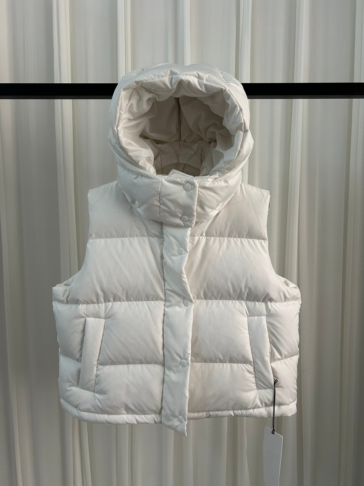 1386# LOFS A Women Down Vest