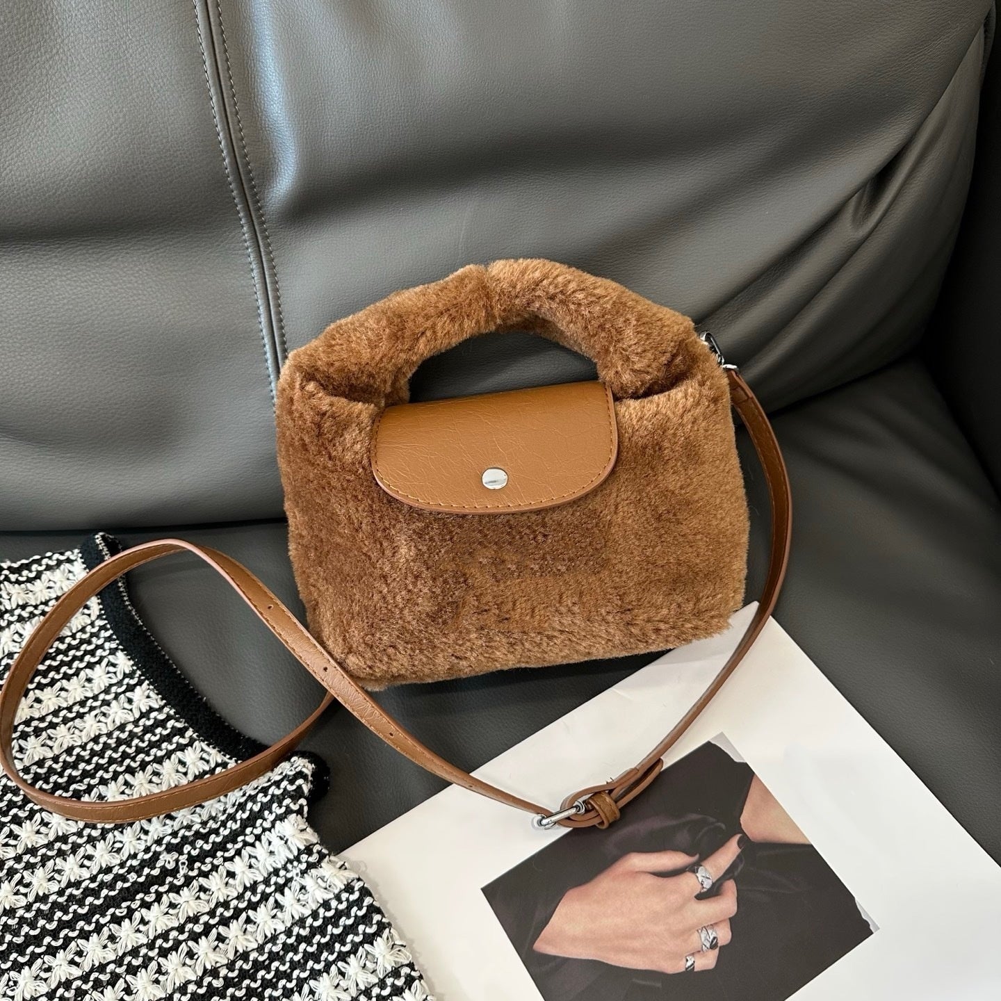 E6701# Lamb Wool Bag