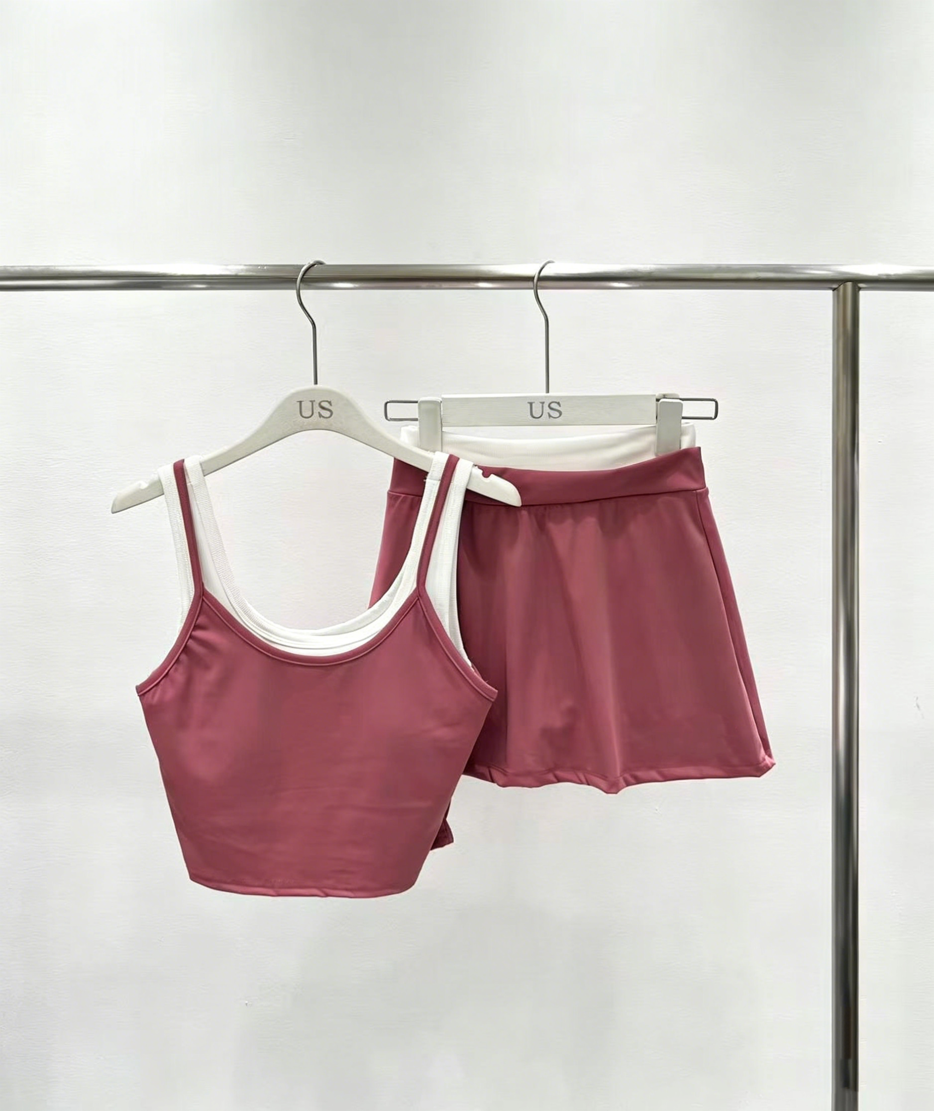 2400# A Women Yoga Set