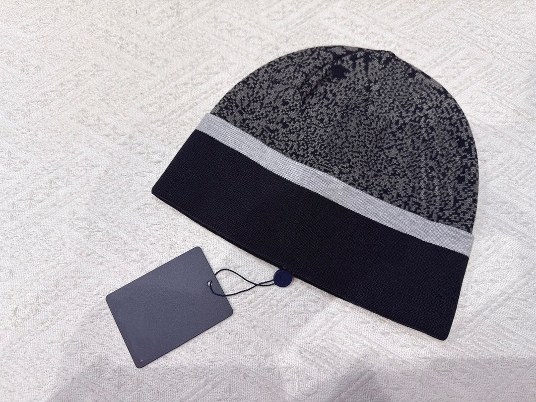 E6669# Knitted Hat