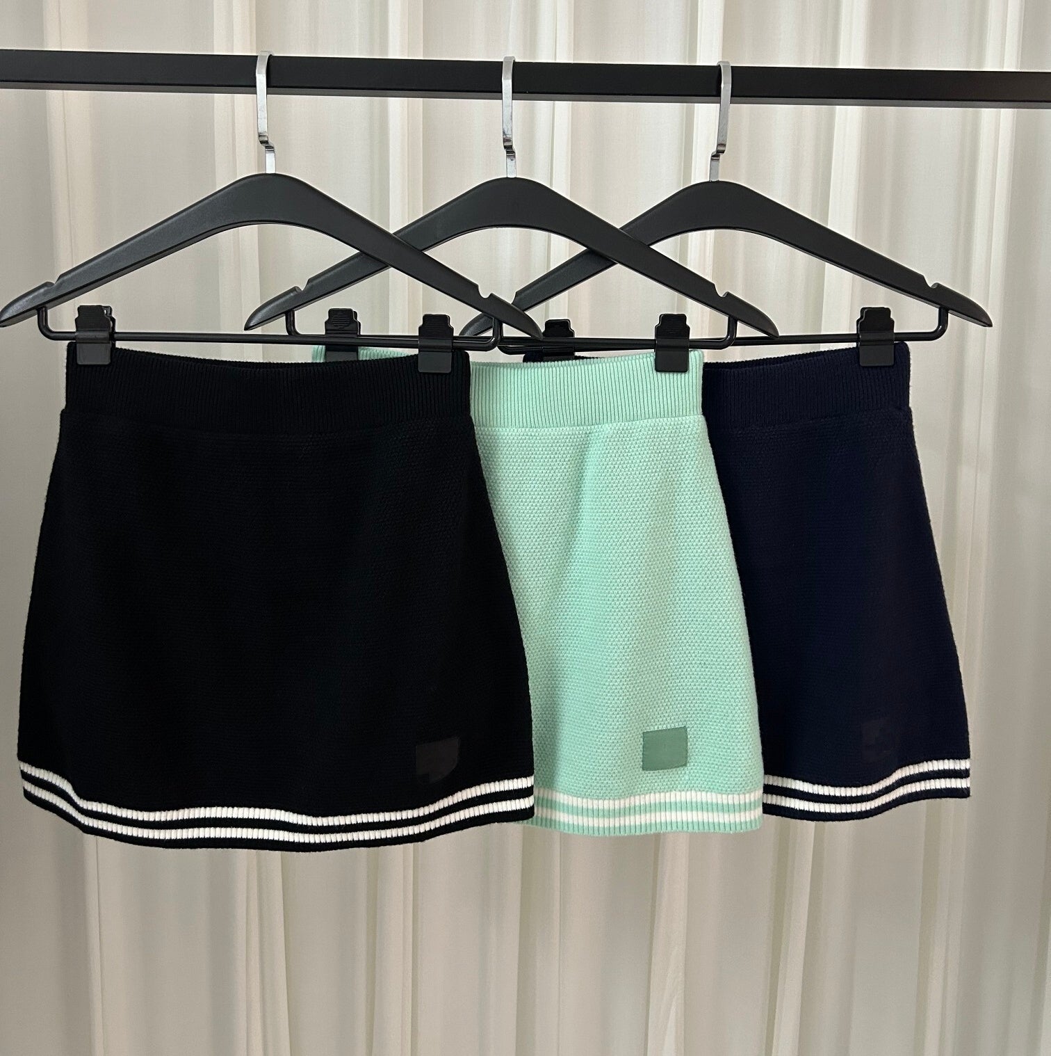 1354# A Women knitted Set