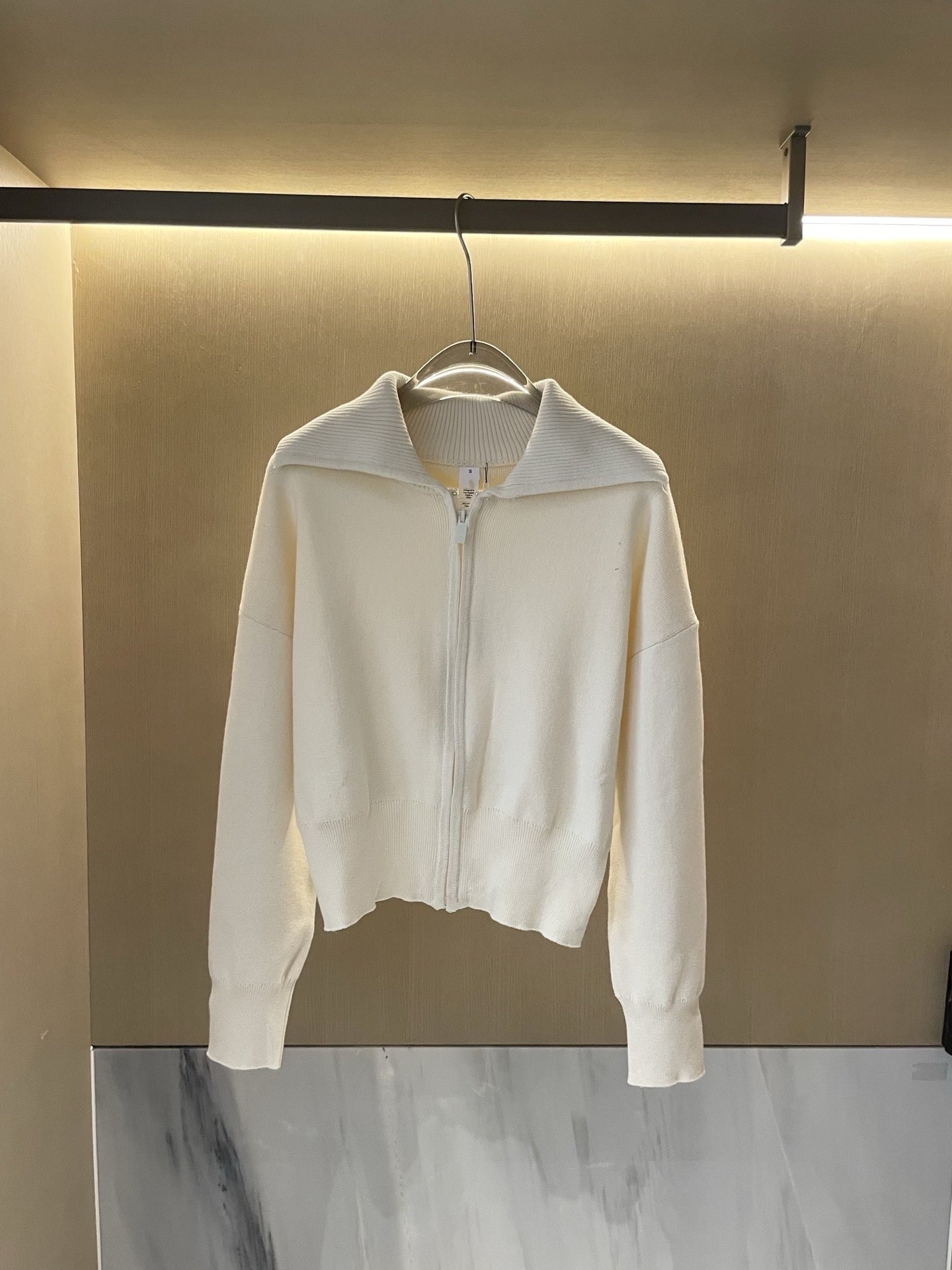 1896# A Women Short Jacket