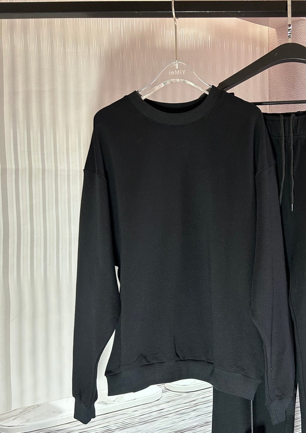 1537# A Women Sport Set