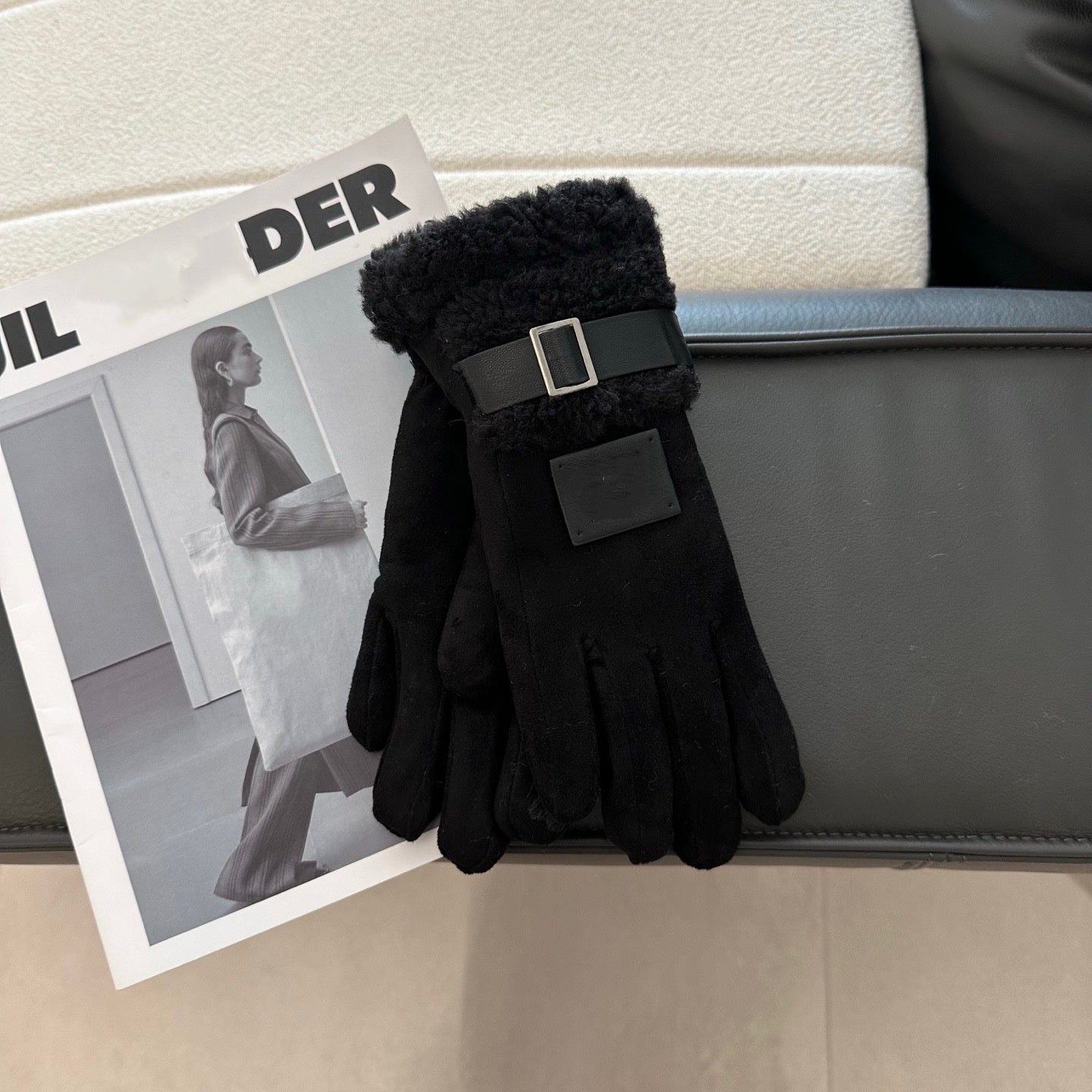 E6745#Chamois leather gloves