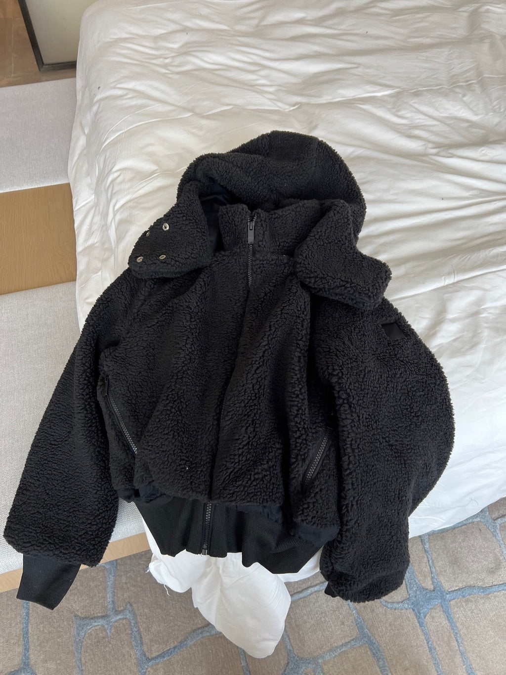 1556# LOFS A Lamb Wool Coat