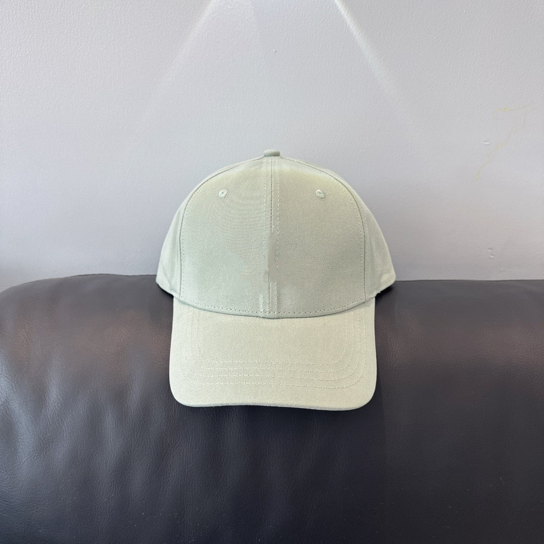 818# A  Baseball Cap