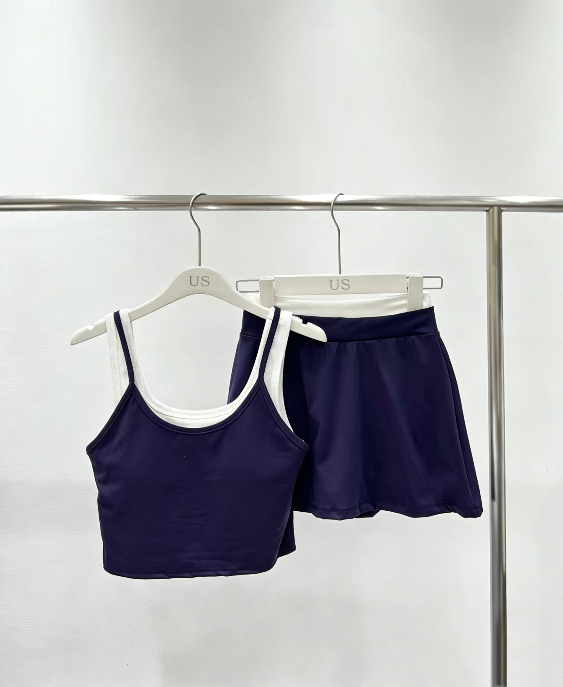 2400# A Women Yoga Set