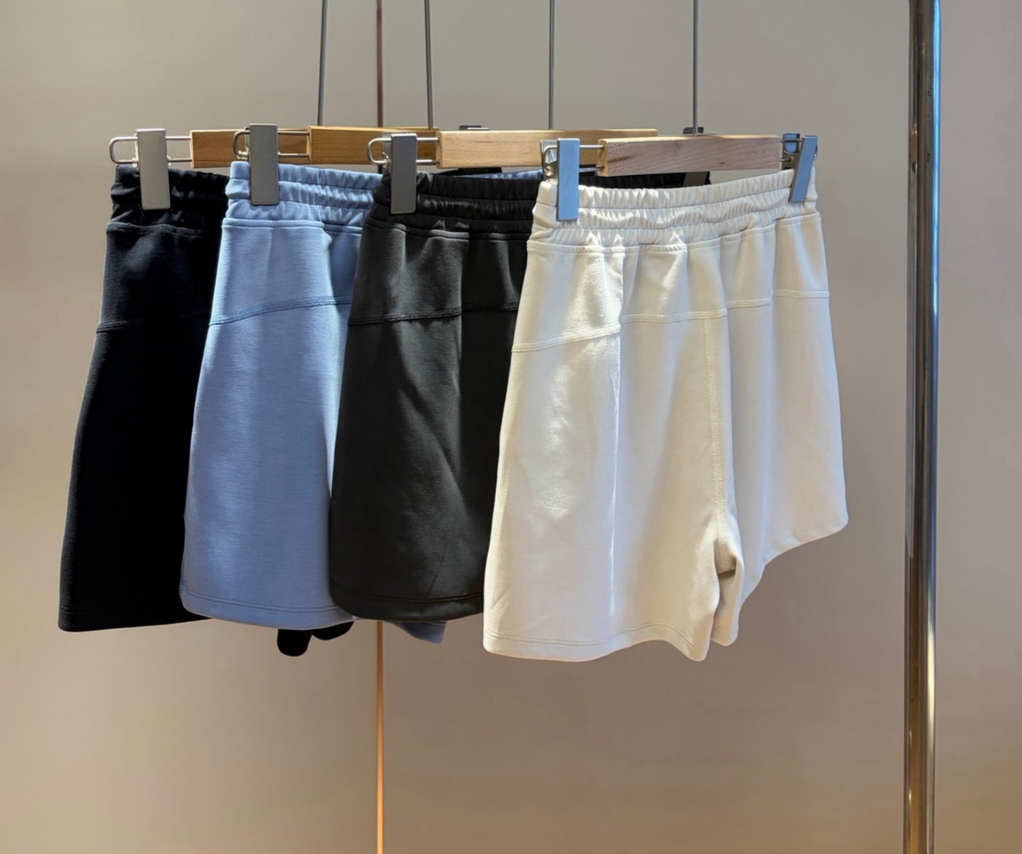L6326# GX Women High Waist Shorts