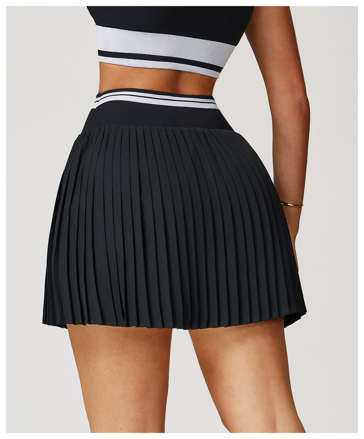 972# A Women Yoga Bra or Skirts