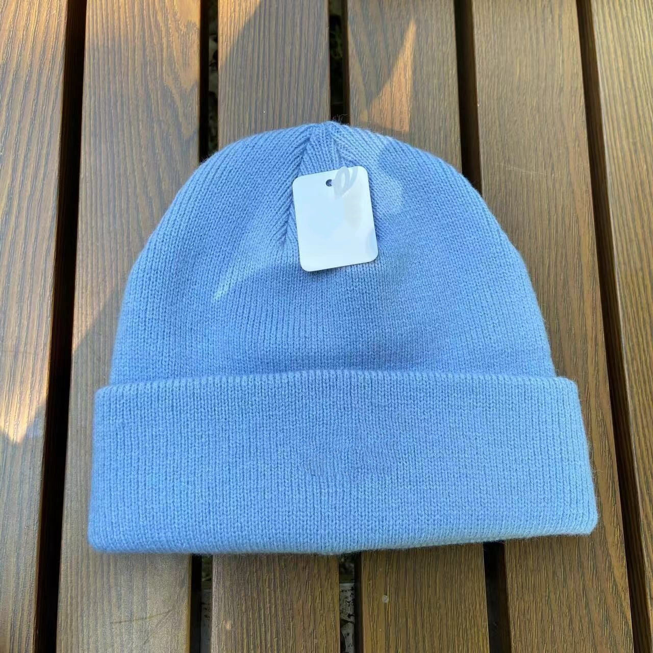 1543# A Unisex Knitted Hat