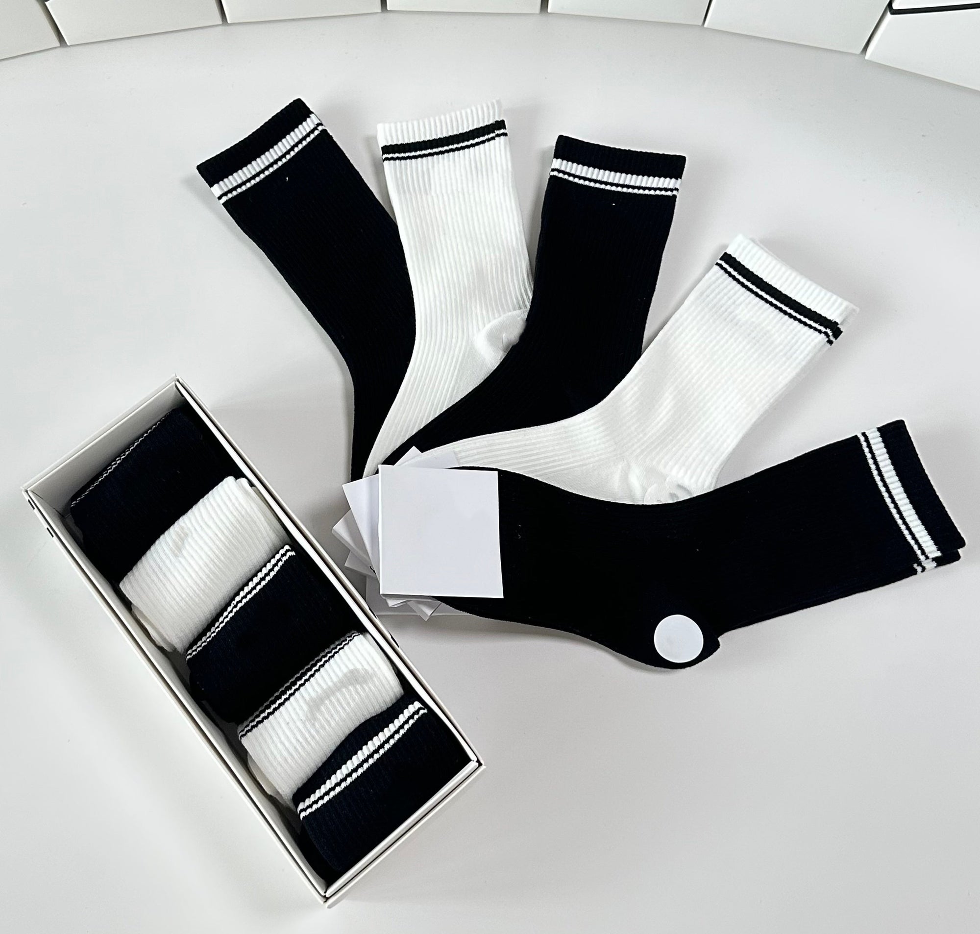 1493# A Unisex Socks 5Pairs/lot