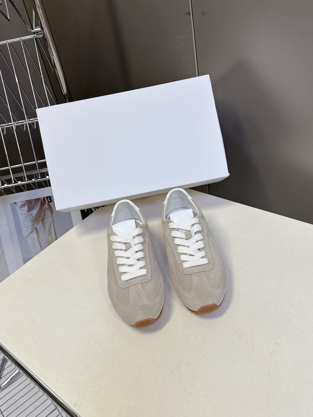 1418# A Unisex Shoes