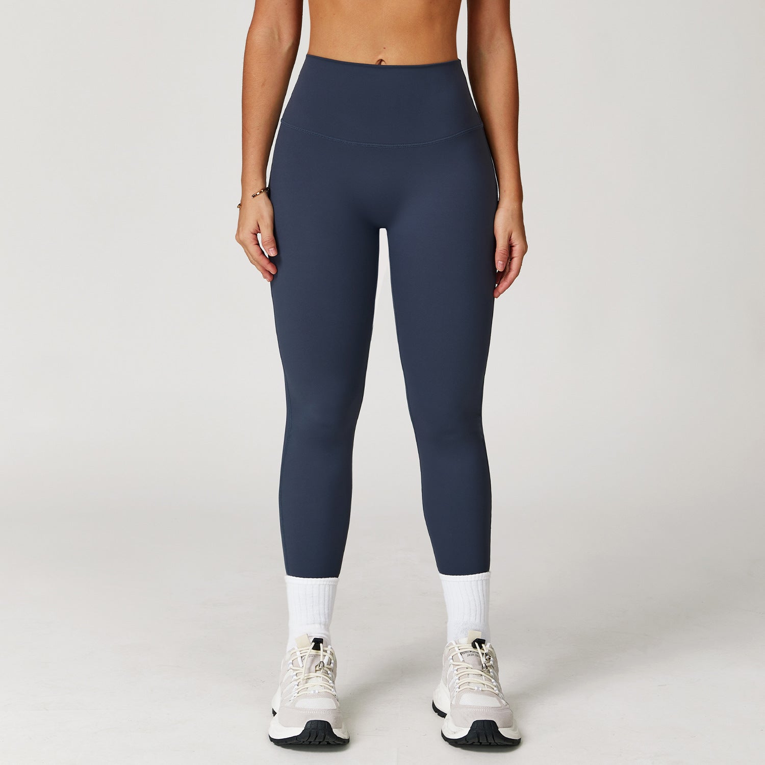 870# A Women Yoga Bra Or Pants
