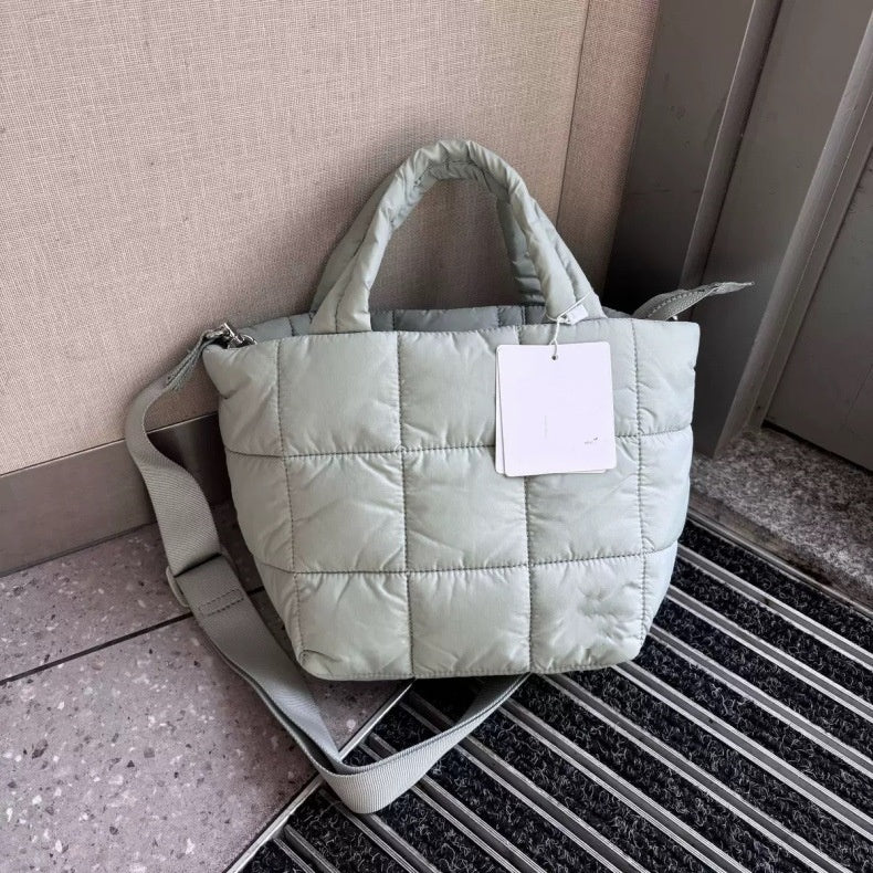 L5571#  5L Quilted Unisex Bag