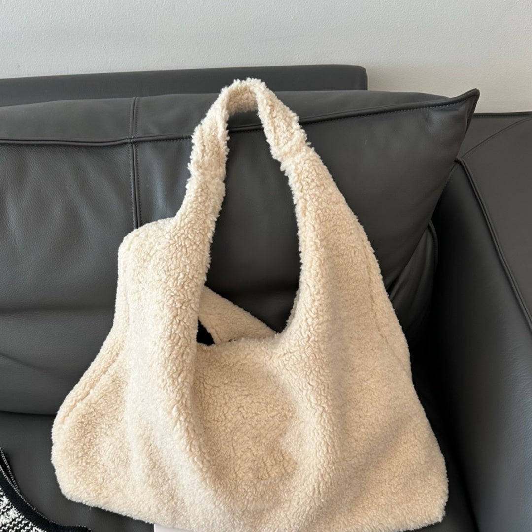 E6759# Lamb wool bag