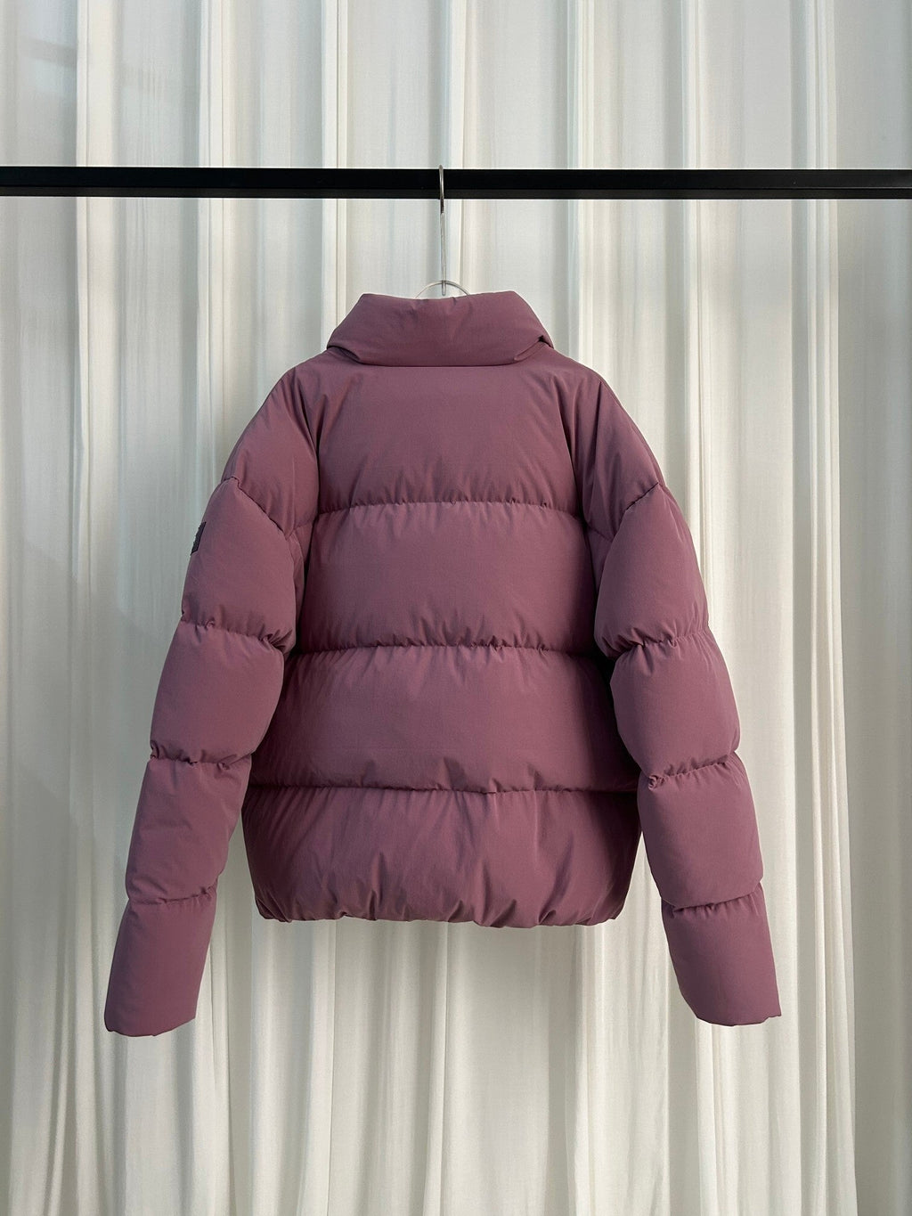 1576# A  Unisex Down Coat