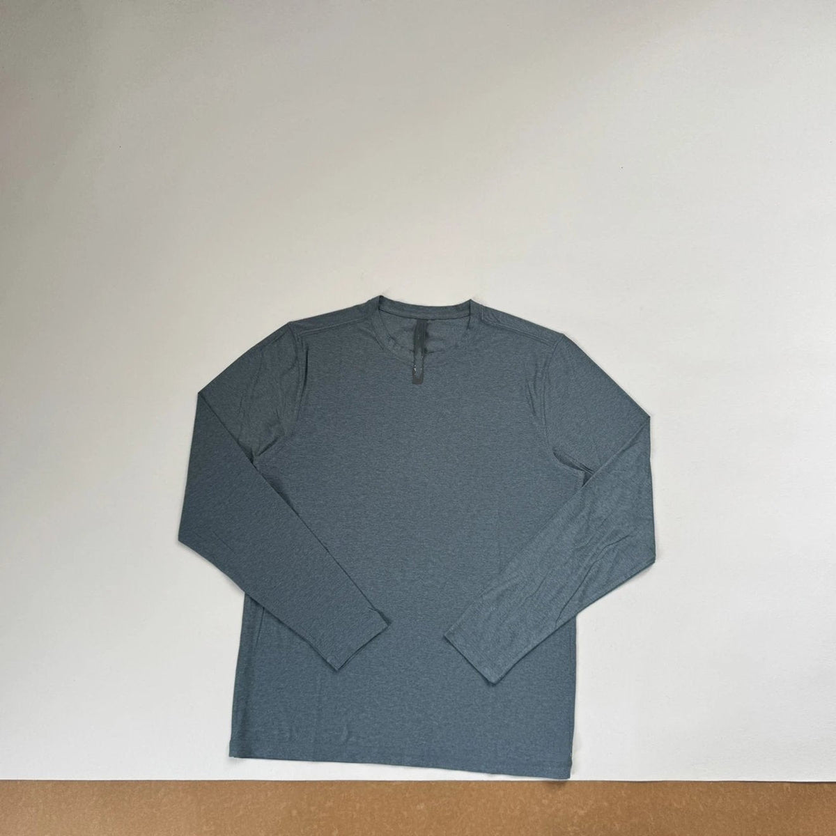 V032# Men Long-Sleeve T-Shirt