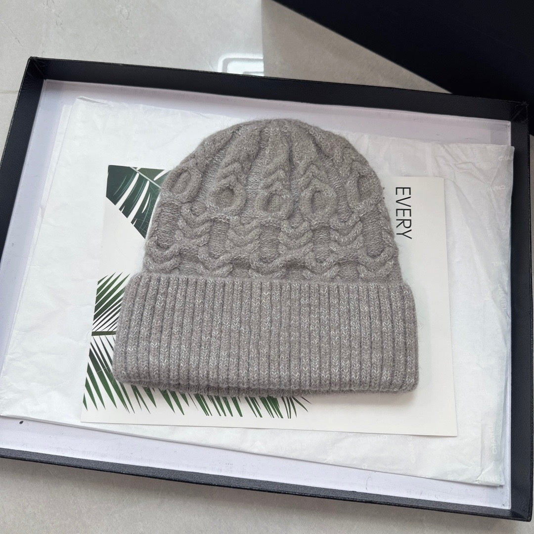 E6668# Rabbit Fur Knitted Hat