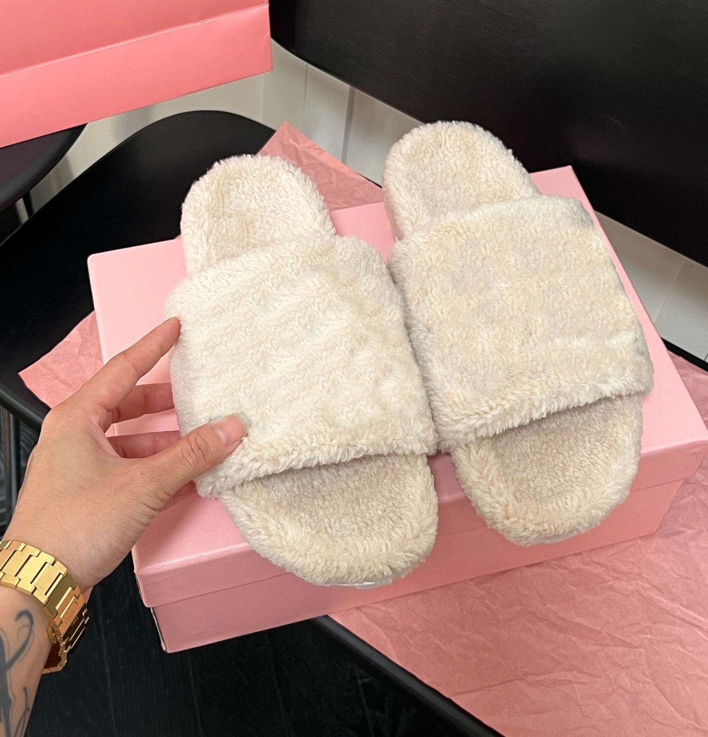 E6466#  Fashion Slipper