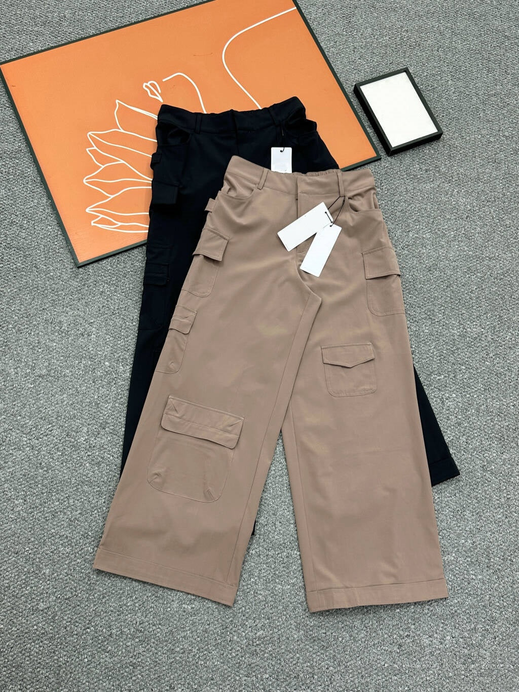 2748# GX A Women Cargo Pants