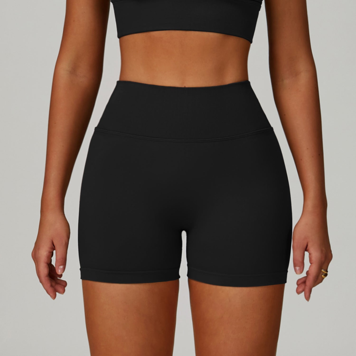 2140# A Women Yoga Bra Or Shorts Pants
