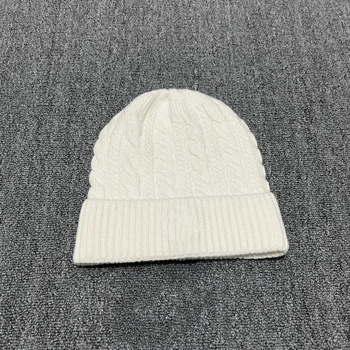 E6928#  Knitted Hat
