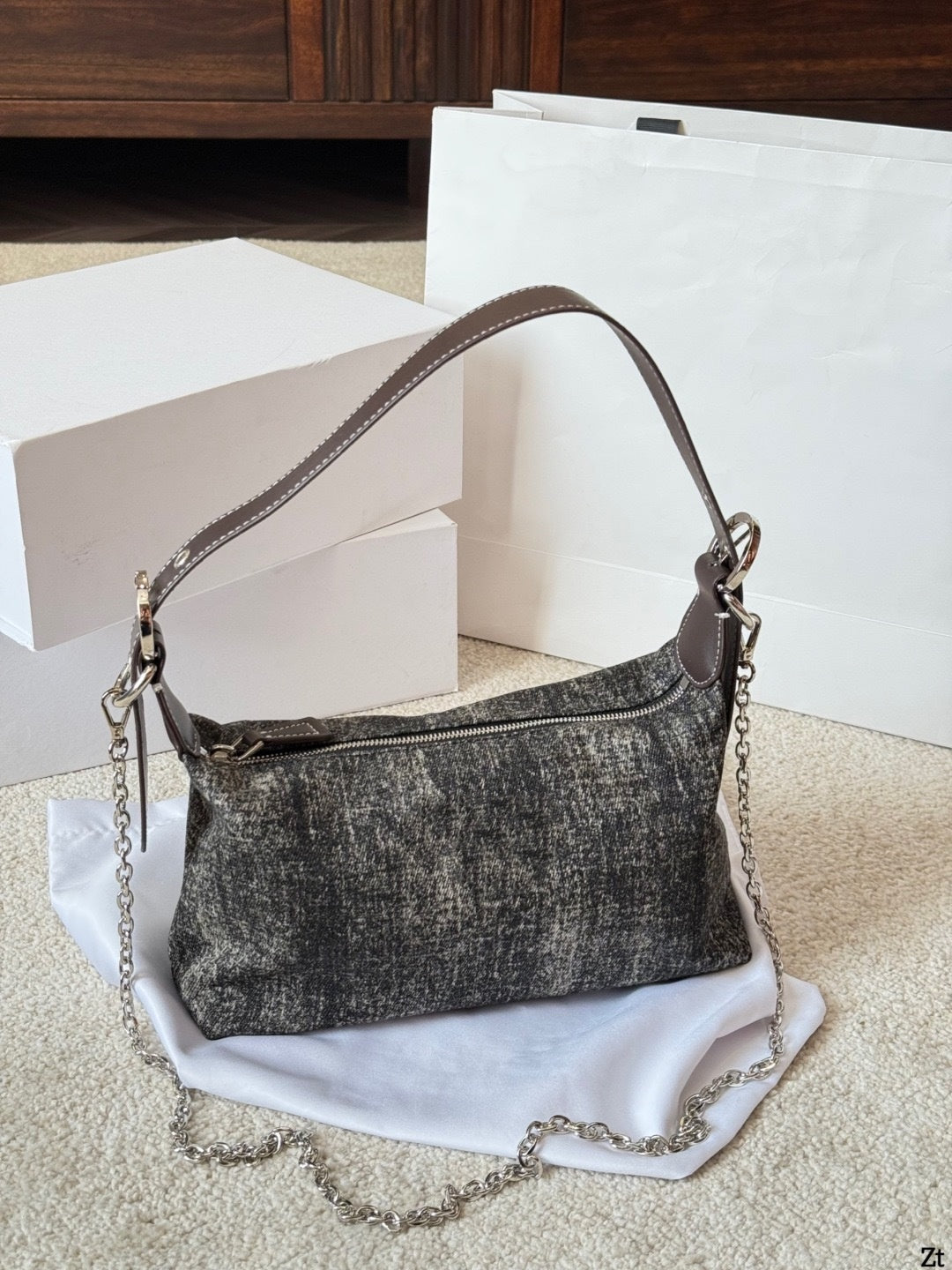 E6901# Hobo Bag