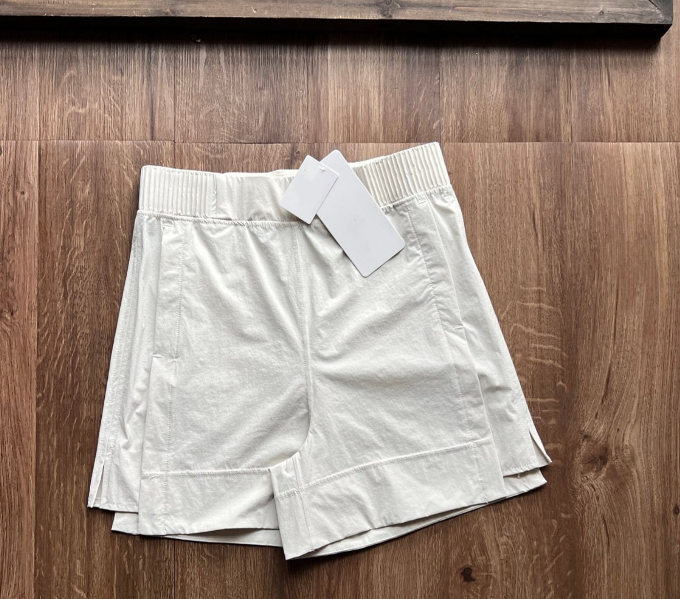 L6200# GX Women Yoga 4" Shorts