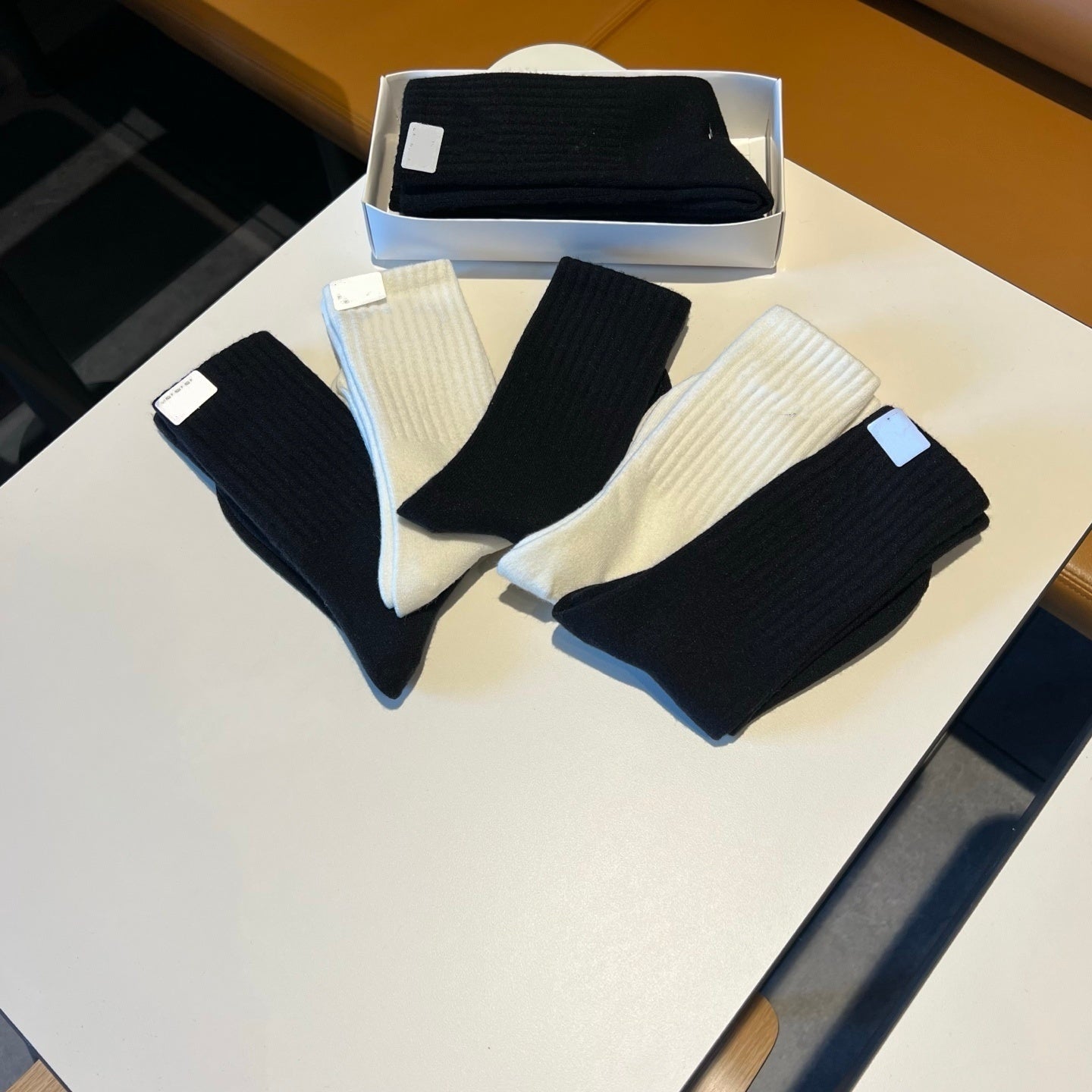 1531# XY A Unisex Socks 5Pairs/lot