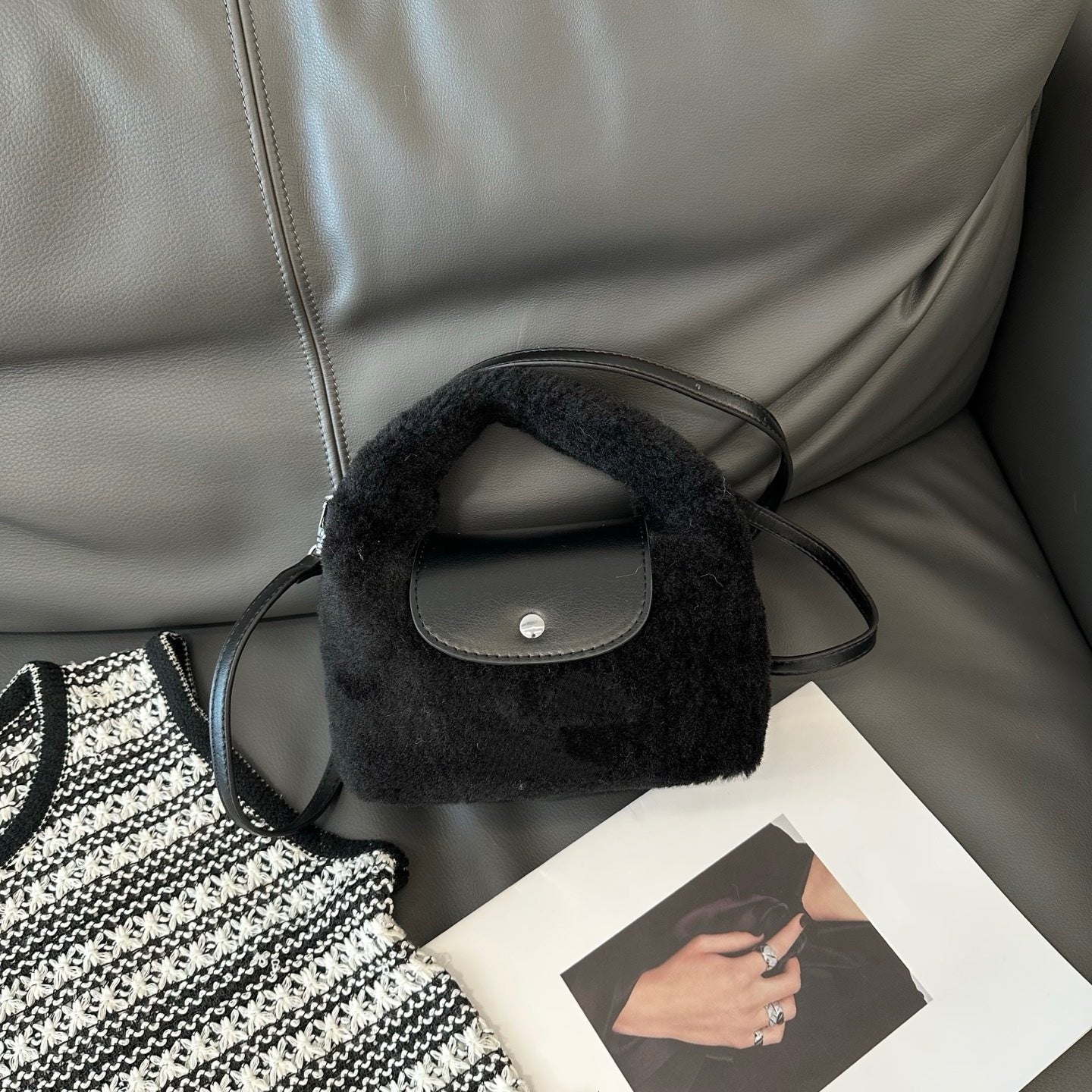 E6701# Lamb Wool Bag