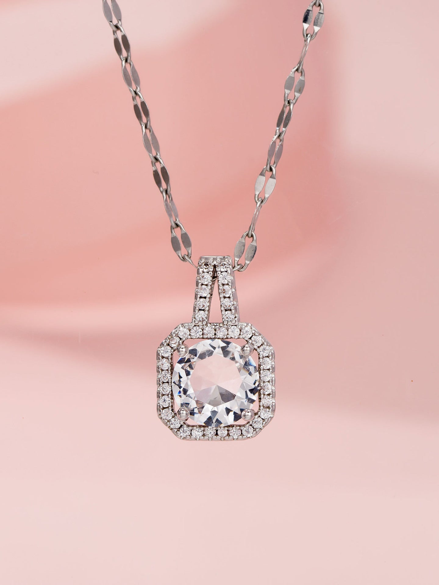 E1179# Necklaces with 10 colors