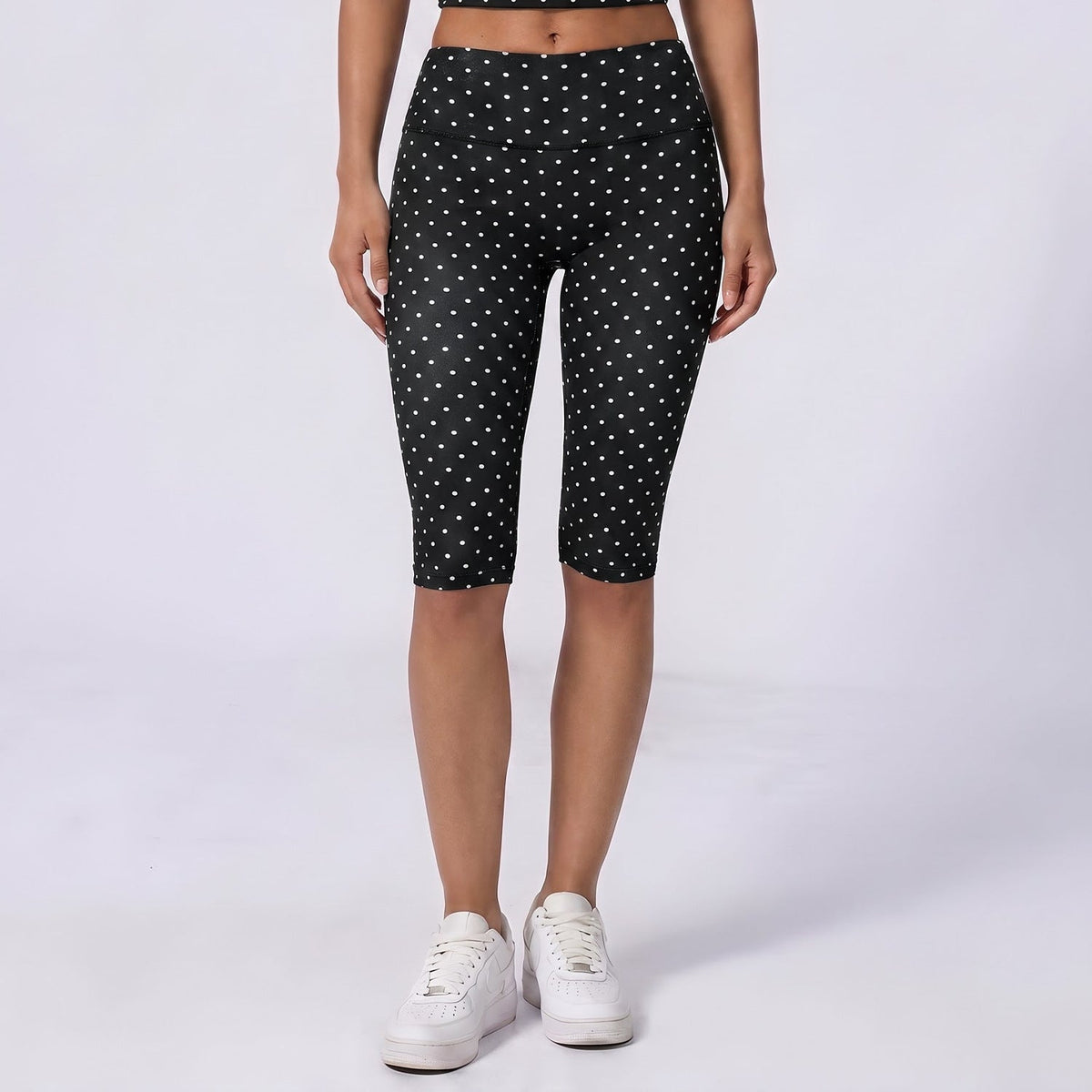 2995# A Women Yoga Bra And Shorts Set