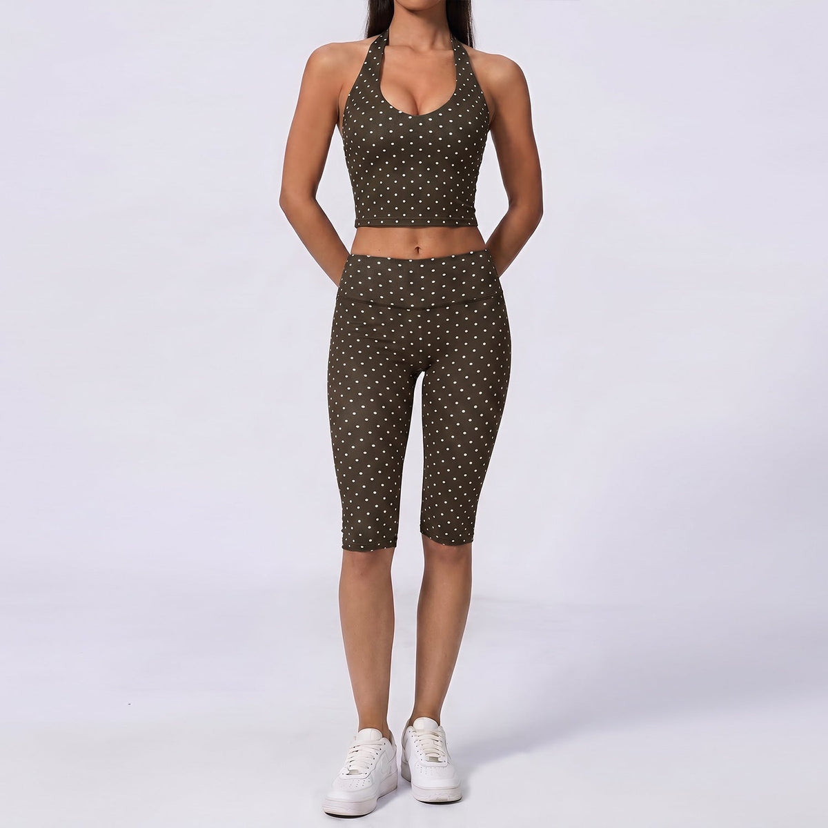 2995# A Women Yoga Bra And Shorts Set